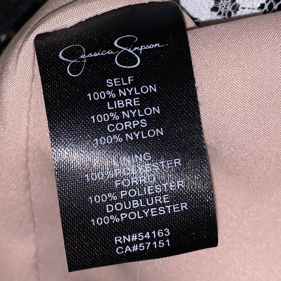 Jessica Simpson multilayer lace dress. Tan lining. Size 10. - Picture 8 of 8